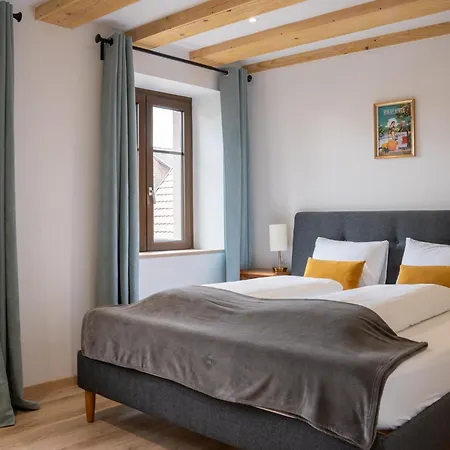 Pin Up Wings Eguisheim