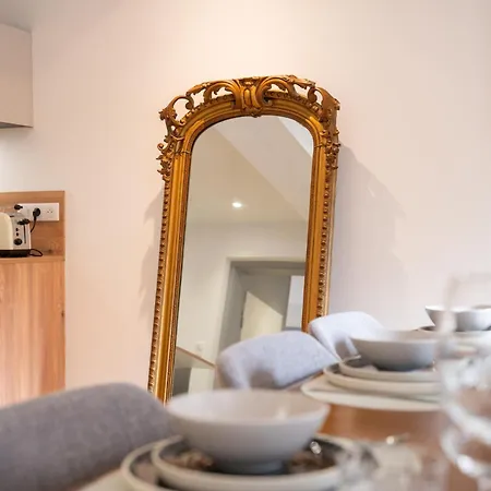 Pin Up Wings 3* Eguisheim